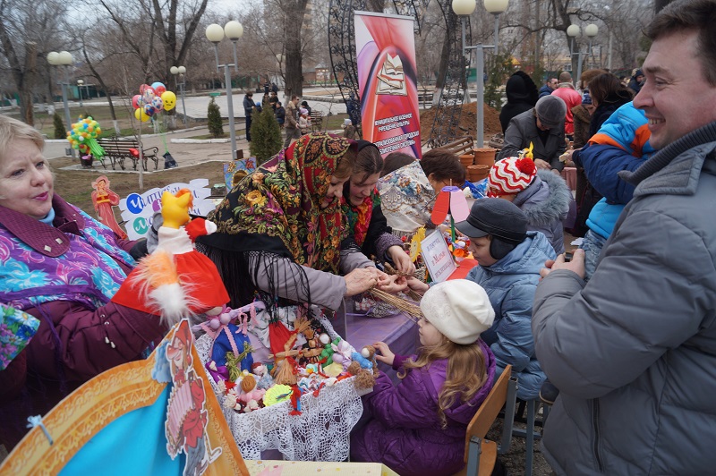 «Библиотечная карусель» в парке «Аркадия»