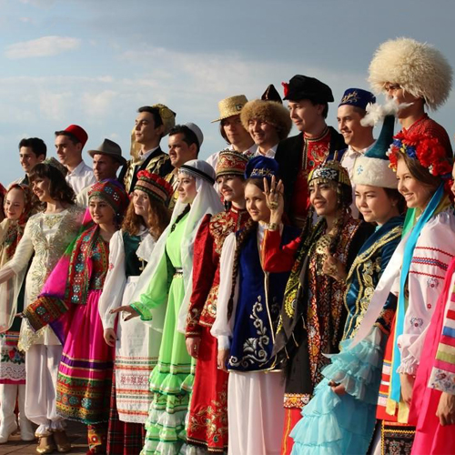 Познавательный час «Многонациональная Россия»