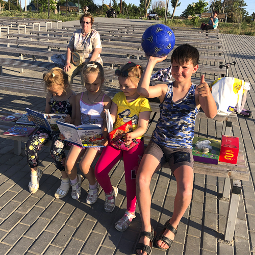 Летняя площадка «В нашем скверике» каждую среду