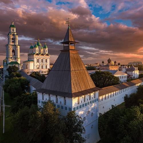 Виртуальная прогулка «Пройдусь по городу родному…»