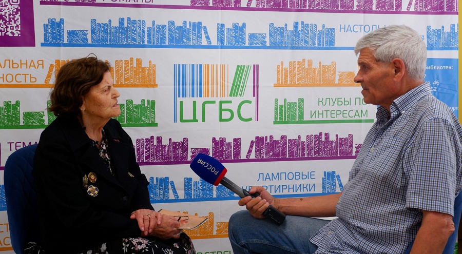 Судьбе спасибо: 96-летняя героиня книги рассказала на презентации о военном времени