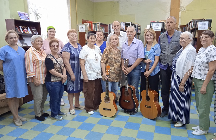 В библиотеке научили летать