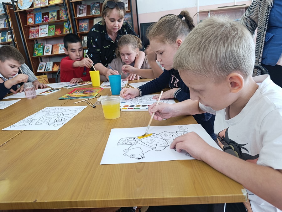 Читатели пересказали сказку по рисункам