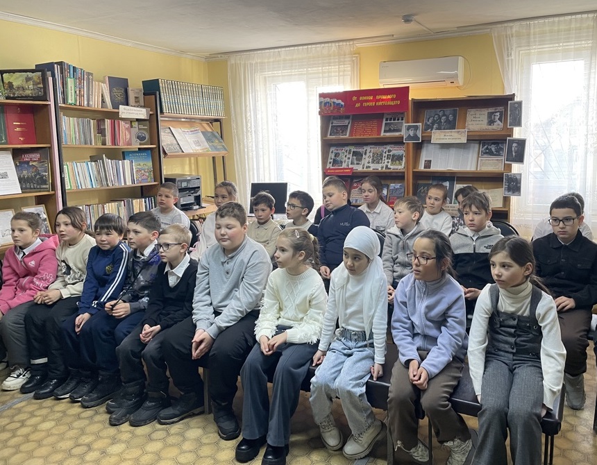 Сказка на ощупь: в библиотеке провели литературную игру